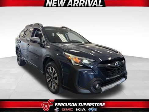Used 2023 Subaru Outback Touring XT AWD/4WD image 1