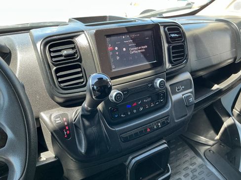 Used 2023 RAM ProMaster 2500 FWD image 12