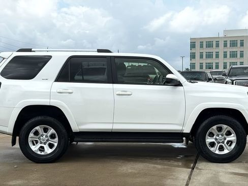 Certified 2024 Toyota 4Runner SR5 image 4