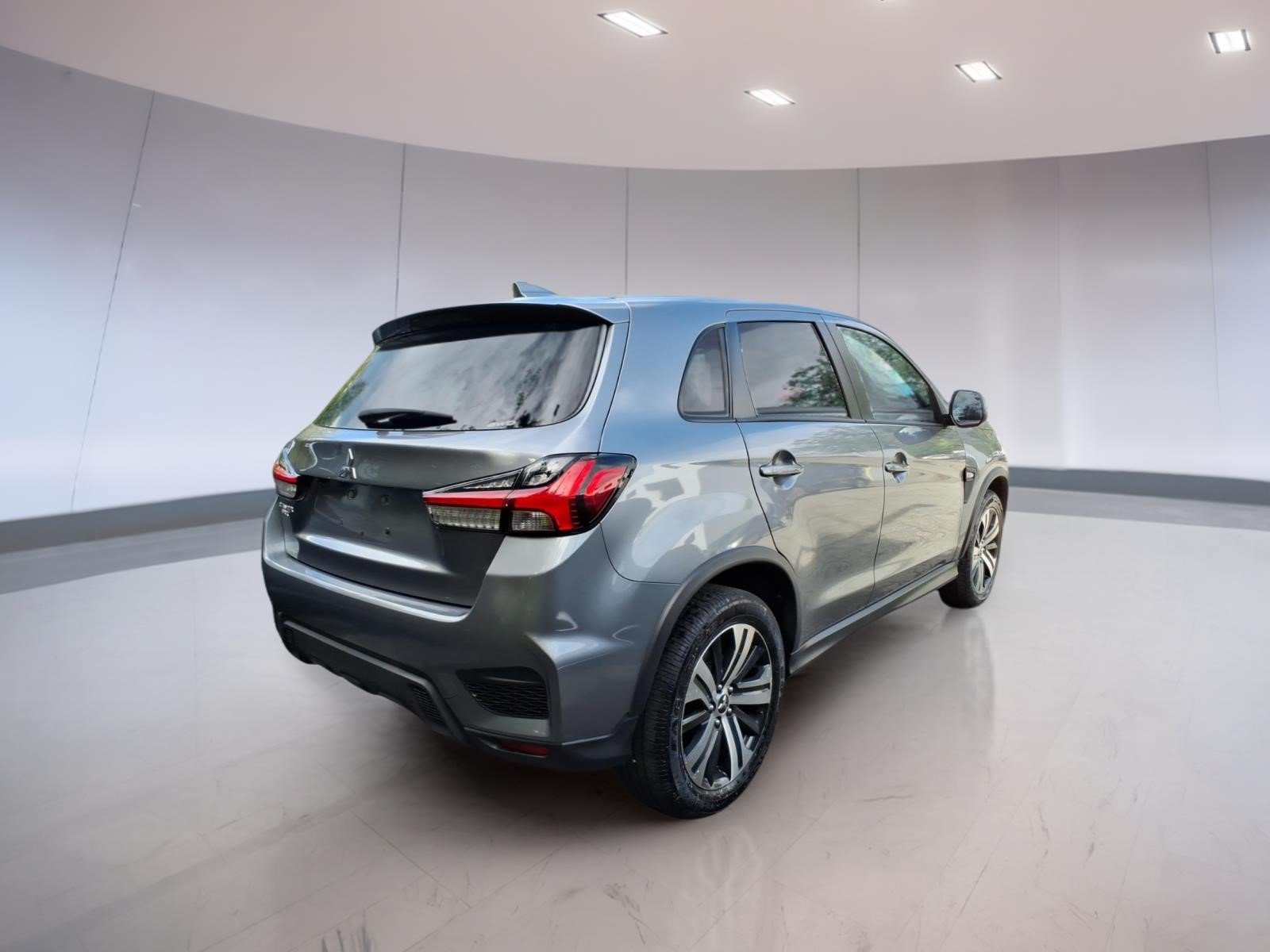 Used 2025 Mitsubishi Outlander Sport AWD image 4