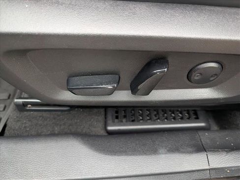 Used 2022 Mitsubishi Outlander SEL AWD/4WD image 32