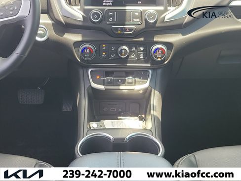 Used 2023 GMC Terrain SLT w/ Infotainment Package II FWD image 20
