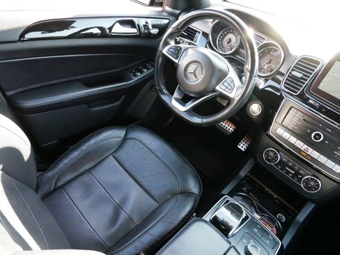 Used 2019 Mercedes-Benz GLE 43 AMG AMG GLE 43 image 9