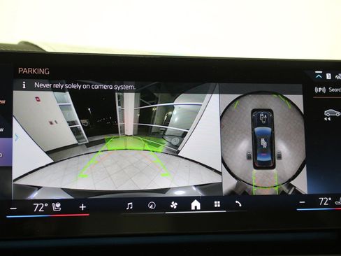 New 2026 BMW 540i xDrive w/ M Sport Package image 32