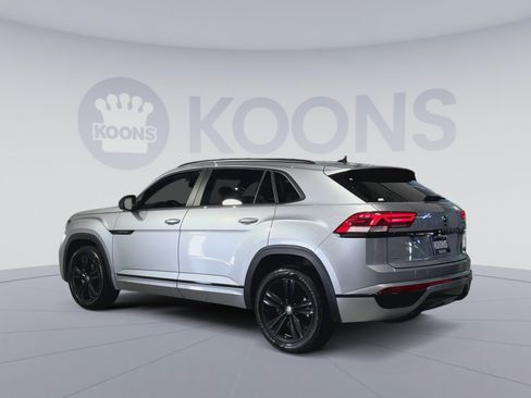 Used 2023 Volkswagen Atlas Cross Sport SEL R-Line AWD/4WD image 8