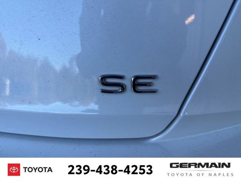 Used 2023 Volkswagen Jetta SE w/ Panoramic Sunroof Package image 8