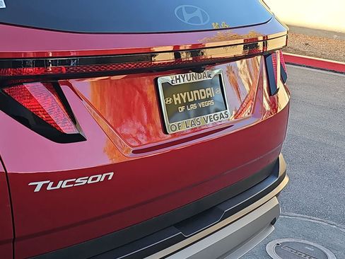 Used 2025 Hyundai Tucson SEL FWD image 11