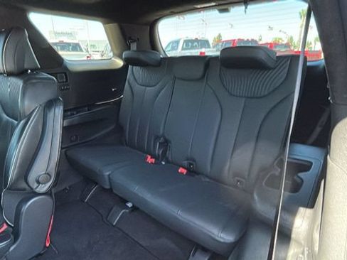 Used 2023 Hyundai Palisade Calligraphy FWD image 17
