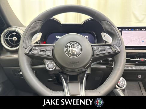 New 2026 Alfa Romeo Tonale Sprint w/ Quick Order Package 23H Volce AWD/4WD image 15