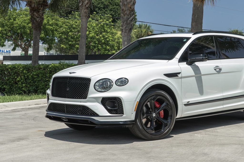 Used 2022 Bentley Bentayga AWD/4WD image 2