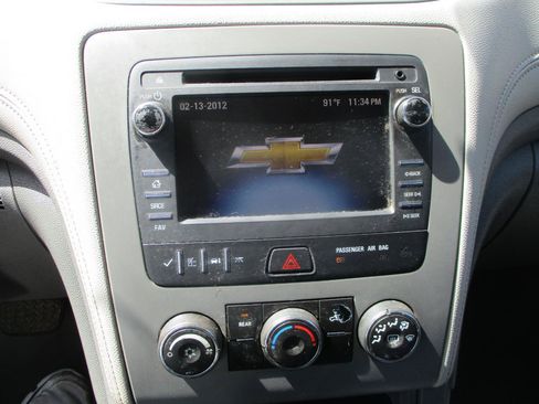 Used 2015 Chevrolet Traverse LS FWD image 17