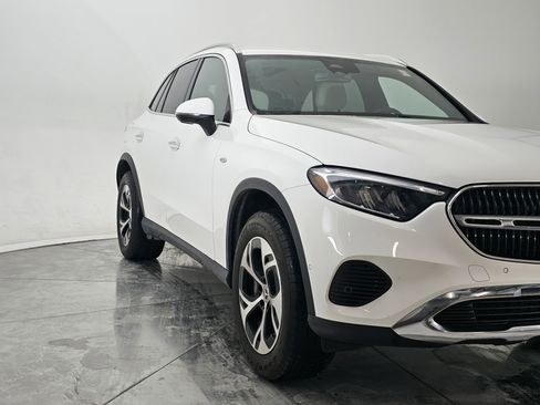 Certified 2025 Mercedes-Benz GLC 350e 4MATIC image 25