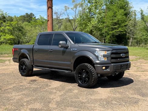 Used 2015 Ford F150 Lariat image 7