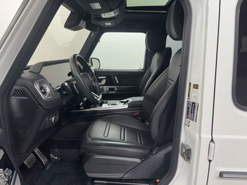 Used 2025 Mercedes-Benz G 550 G 550 w/ Exclusive Interior Package image 8