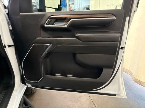 Used 2024 Chevrolet Silverado 3500 LT w/ Convenience Package AWD/4WD image 37