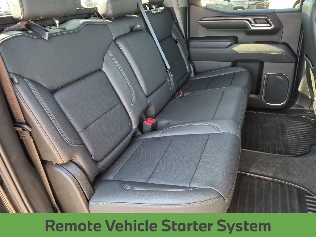 Used 2024 Chevrolet Silverado 1500 LTZ w/ LTZ Convenience Package II AWD/4WD image 31