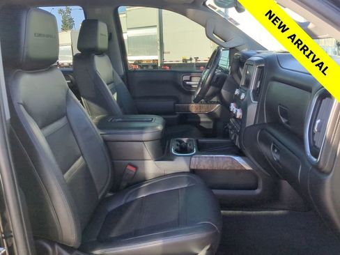Used 2022 GMC Sierra 1500 Denali w/ Denali Premium Package image 31