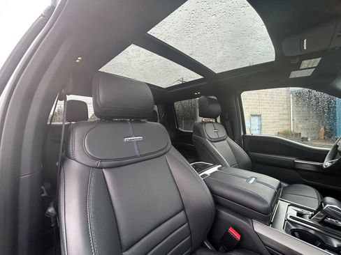 Used 2025 Ford F150 Platinum w/ FX4 Off-Road Package AWD/4WD image 28