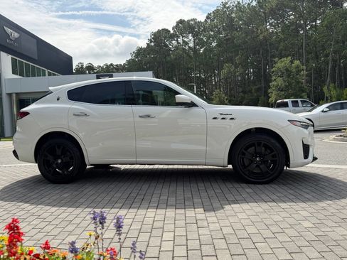 Used 2023 Maserati Levante Modena AWD/4WD image 5
