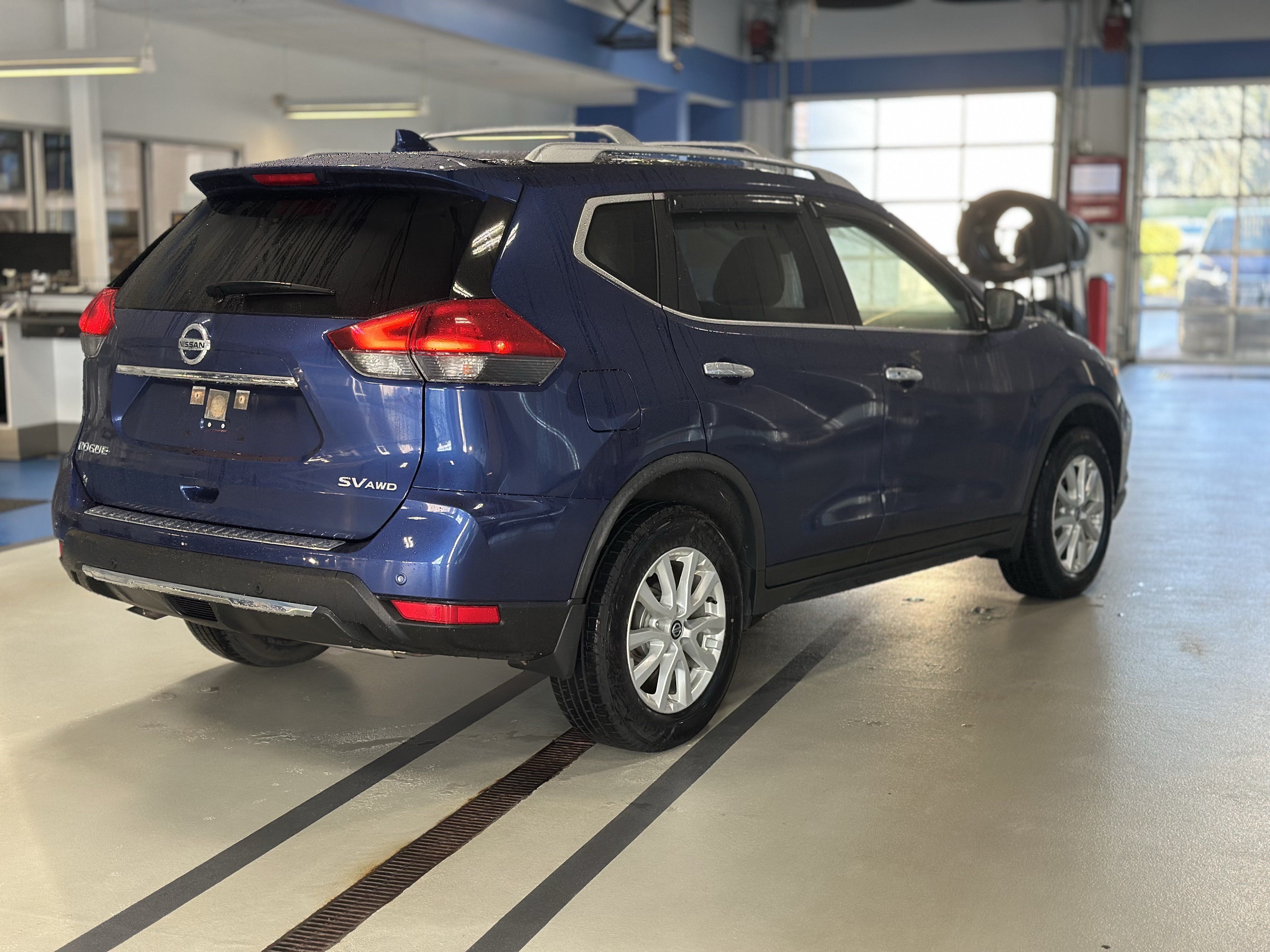 Used 2020 Nissan Rogue SV AWD/4WD image 5