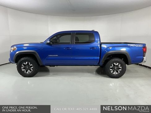 Used 2018 Toyota Tacoma TRD Off-Road image 5