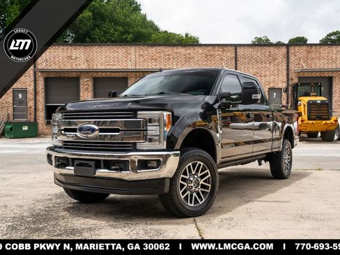 Used 2019 Ford F250 Lariat w/ Lariat Ultimate Package AWD/4WD image 1