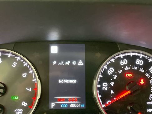 Certified 2022 Toyota RAV4 XLE w/ Convenience Package AWD/4WD image 15