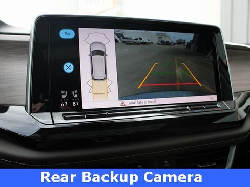 New 2025 Volkswagen Atlas SEL image 3