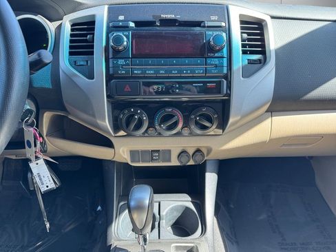 Used 2012 Toyota Tacoma 2WD Double Cab w/ SR5 Pkg image 15