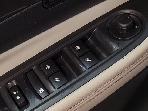 Used 2019 Buick Encore Preferred FWD image 27
