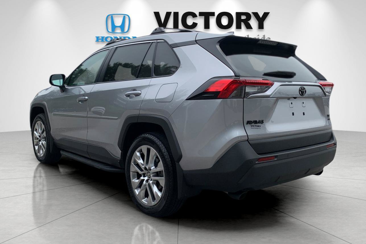 Used 2025 Toyota RAV4 XLE Premium w/ Weather Package AWD/4WD image 3