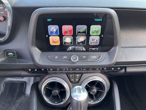 Used 2017 Chevrolet Camaro SS image 17