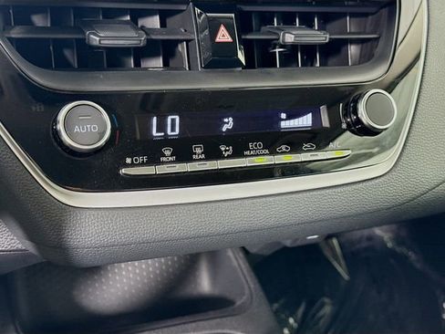 Certified 2025 Toyota Corolla LE image 15