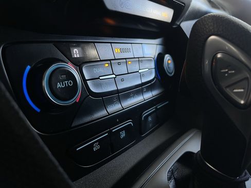 Used 2020 Ford Transit Connect XL image 31