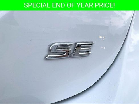 Used 2022 Toyota Camry SE image 24