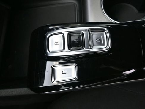 Certified 2023 Hyundai Sonata SE w/ Preferred Accessory Package image 18