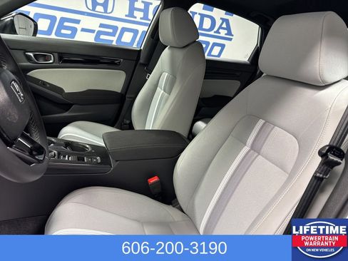 New 2026 Honda Civic Sport image 25