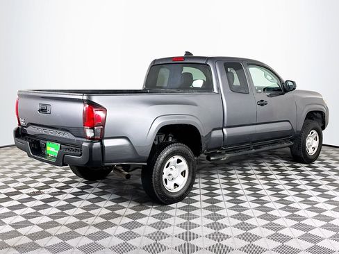 Used 2020 Toyota Tacoma SR image 10