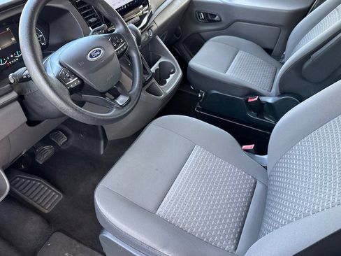 Used 2023 Ford Transit 350 XLT RWD image 5