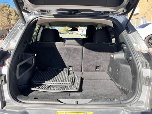 Used 2016 Jeep Cherokee Latitude w/ Comfort/Convenience Group image 22