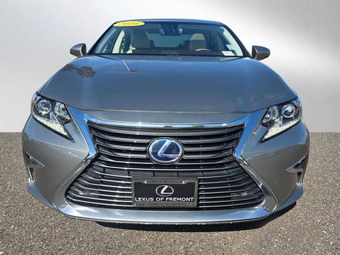 Used 2016 Lexus ES 300h w/ Navigation System Package FWD image 8