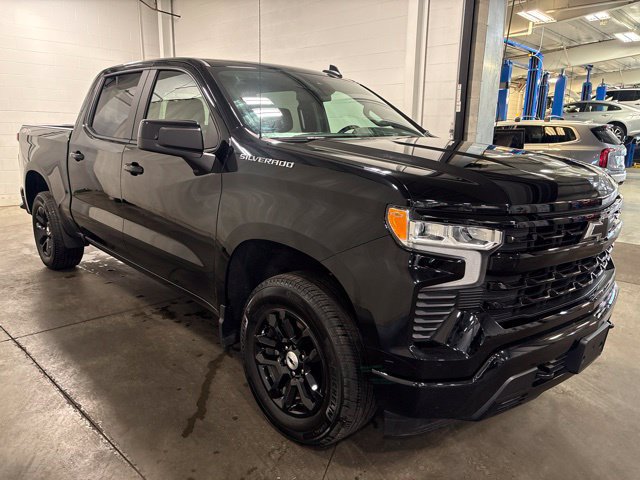 Used 2026 Chevrolet Silverado 1500 RST AWD/4WD image 3