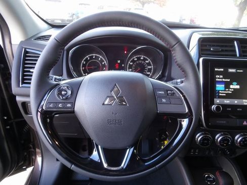 New 2025 Mitsubishi Outlander Sport LE image 28