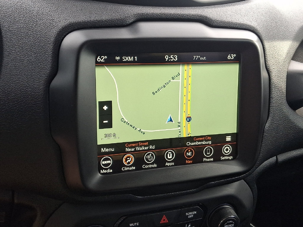 Used 2023 Jeep Renegade Latitude AWD/4WD image 16