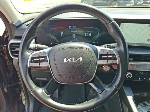 Used 2024 Kia Telluride LX AWD/4WD image 20
