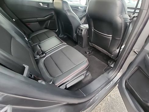 Used 2025 Ford Escape ST-Line Select AWD/4WD image 15