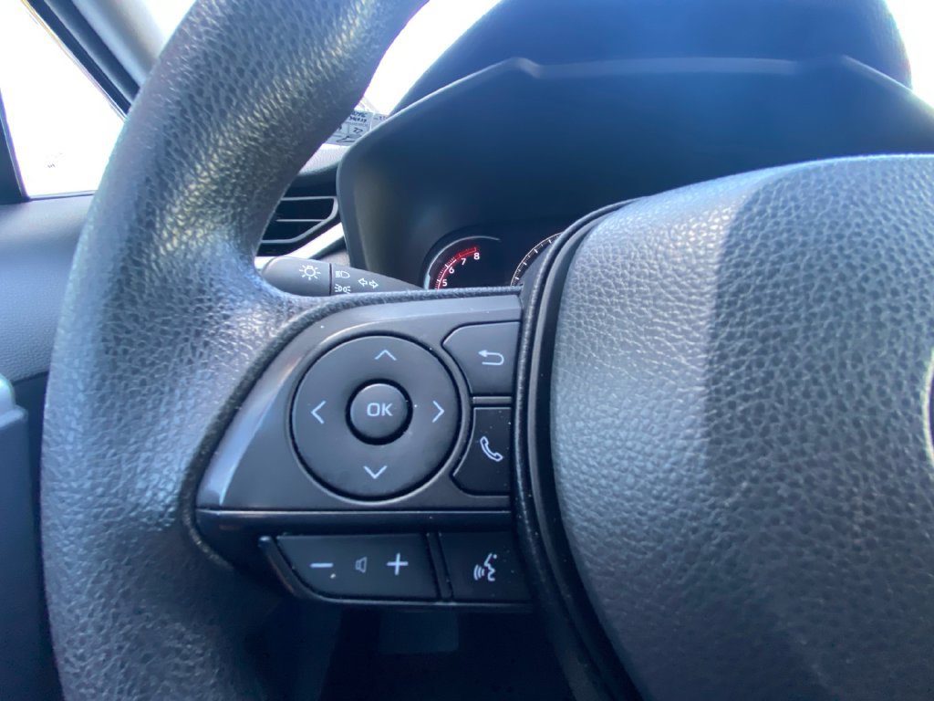 Used 2024 Toyota RAV4 XLE AWD/4WD image 19