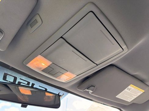 Used 2012 Ford F150 XLT w/ XTR Pkg image 32