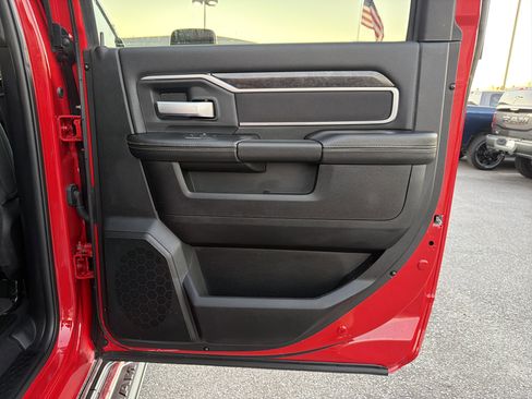 Used 2024 RAM 2500 Big Horn w/ Bed Utility Group image 17