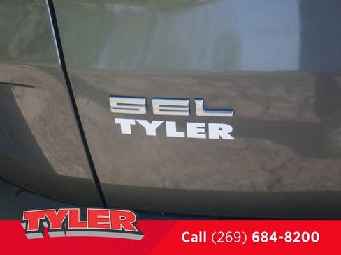 Used 2020 Ford Escape SEL AWD/4WD image 13